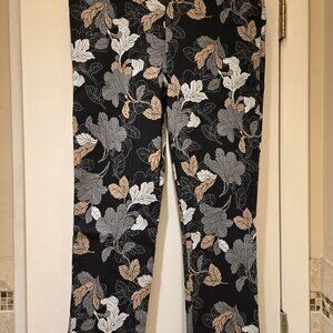 Perfect Stretch Chicos Luxe Foliage Josie Slim Ankle Pants Leaf Pull On Size 1.5